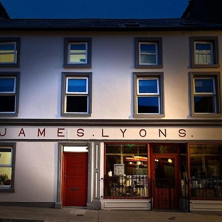 'James Lyons' The Old Main St Балихонъс Екстериор снимка